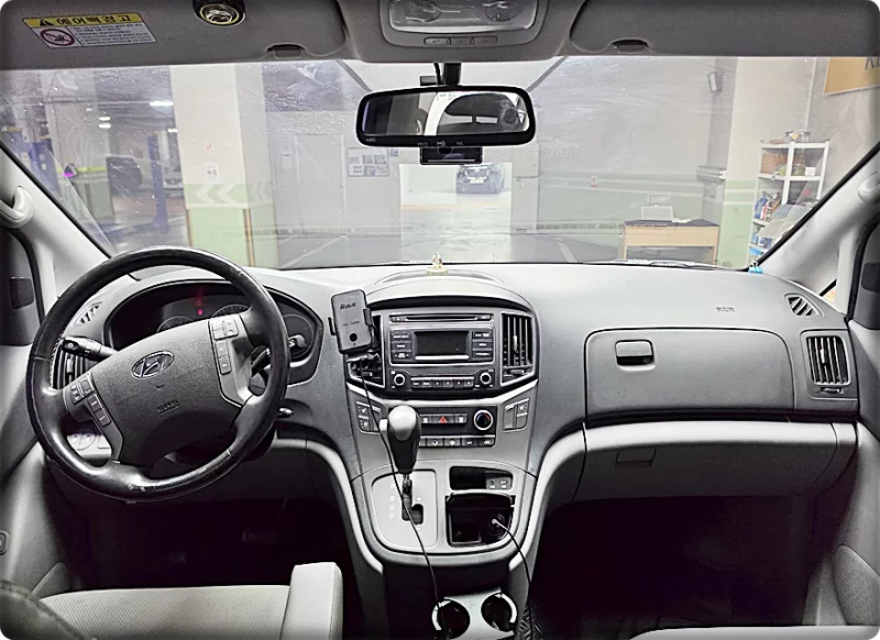 Hyundai Grand Starex