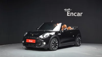 MINI Cooper Convertible