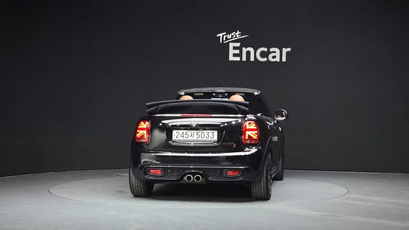 MINI Cooper Convertible