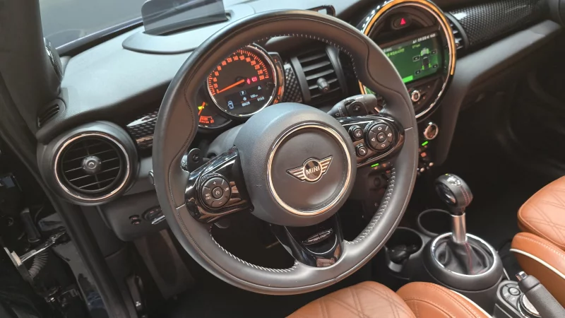 MINI Cooper Convertible