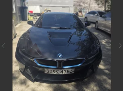 BMW i8