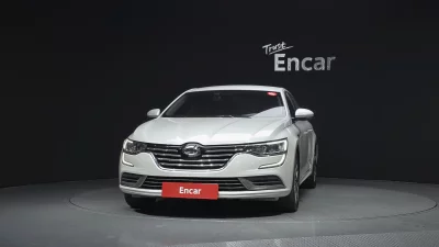 Renault SM6