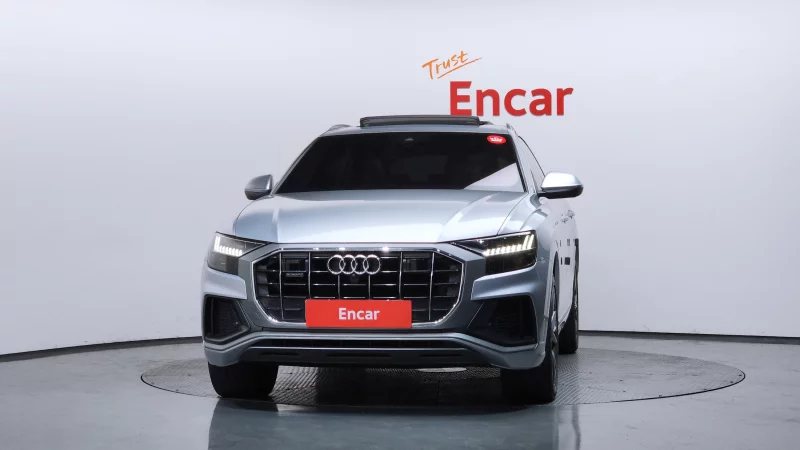 Audi Q8