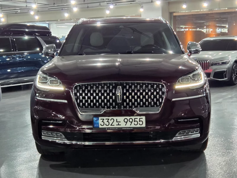 Lincoln AVIATOR