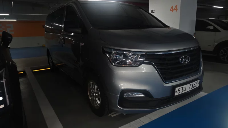 Hyundai Grand Starex