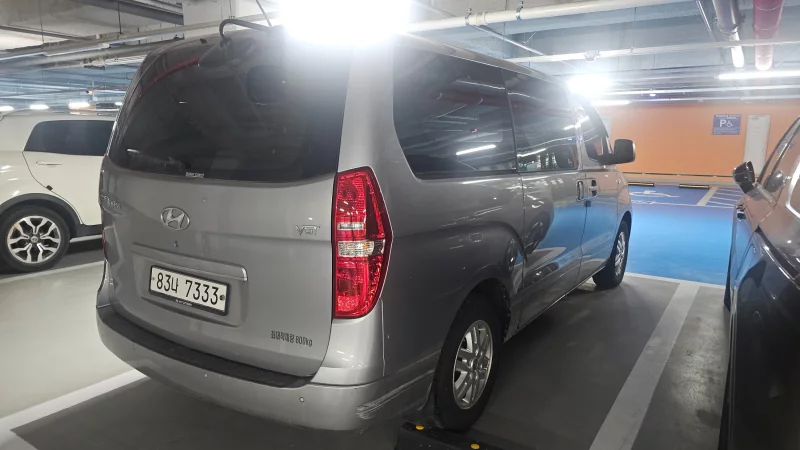 Hyundai Grand Starex