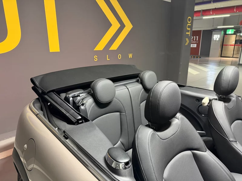 MINI Cooper Convertible