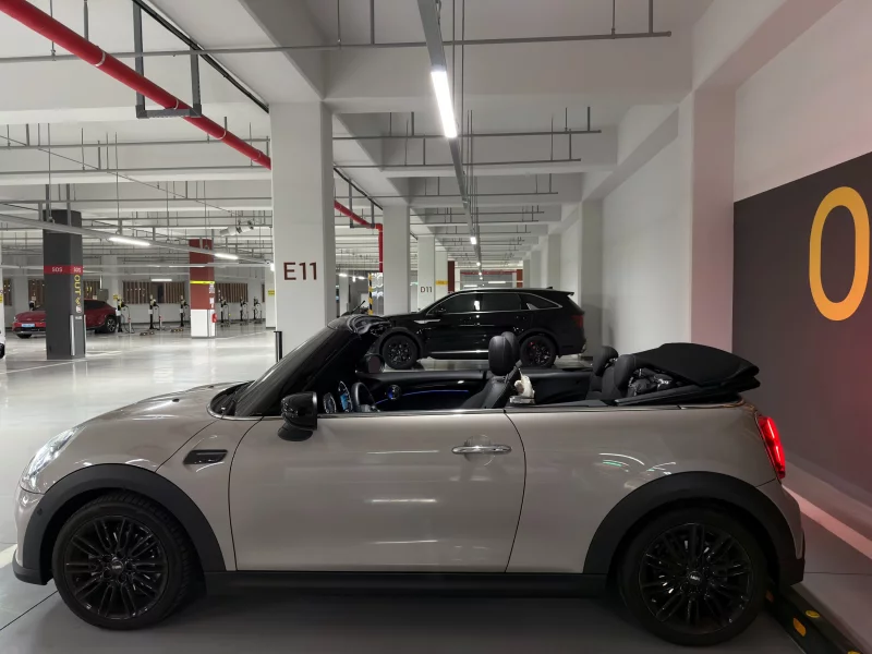 MINI Cooper Convertible