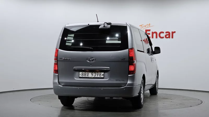 Hyundai Grand Starex