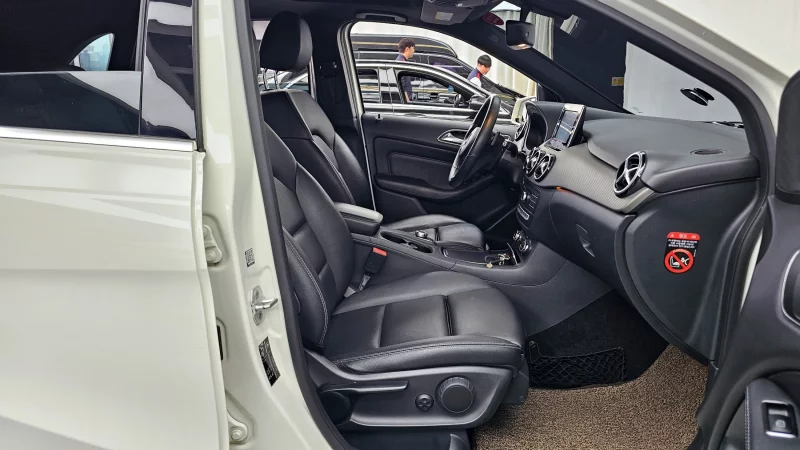 Mercedes-Benz B-Class