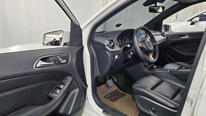 Mercedes-Benz B-Class