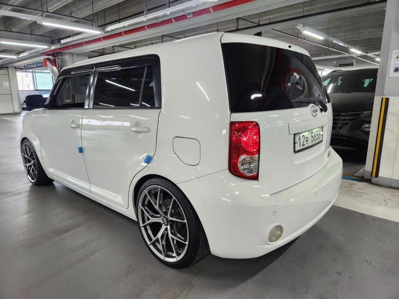 Scion xB