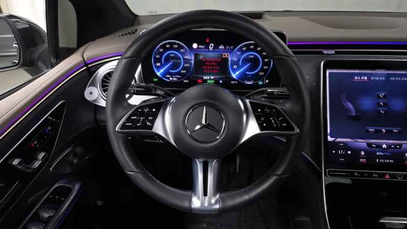 Mercedes-Benz EQE