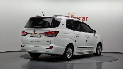 SsangYong Korando Turismo