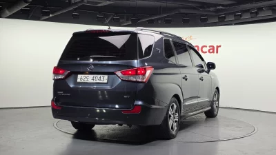 SsangYong Korando Turismo