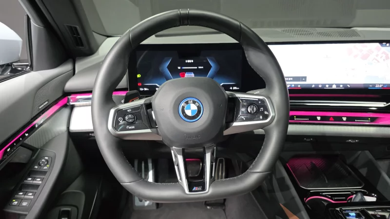 BMW i5
