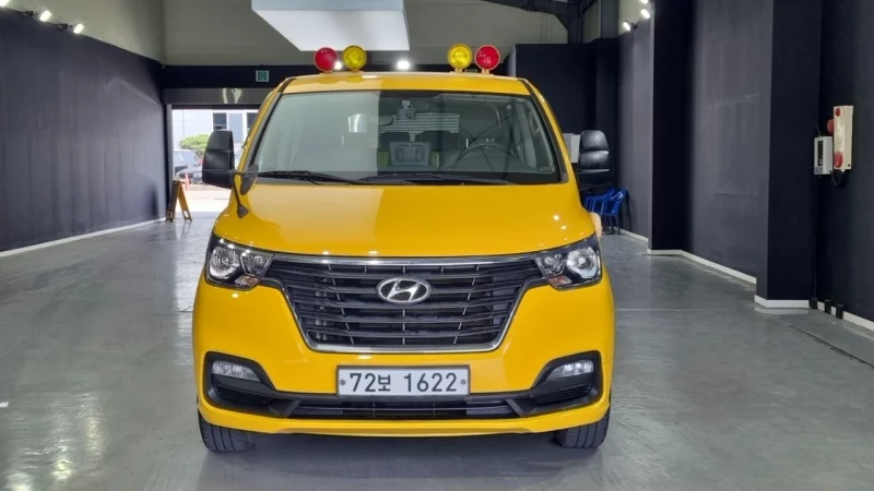 Hyundai Grand Starex