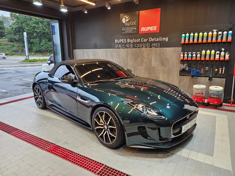 Jaguar F-TYPE