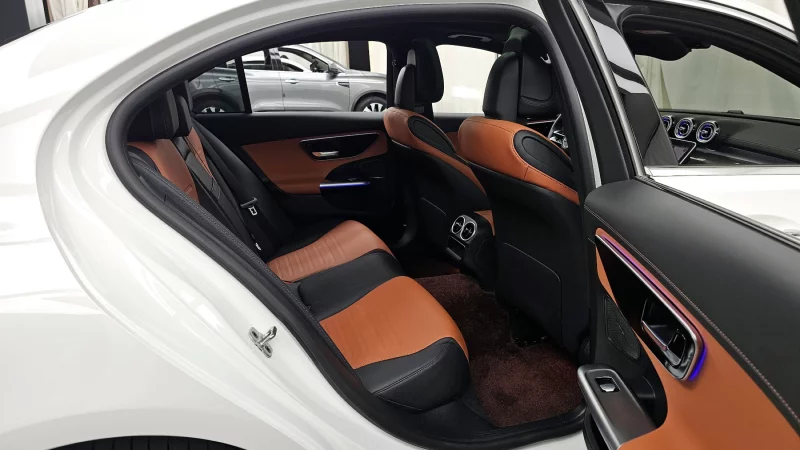 Mercedes-Benz C-Class