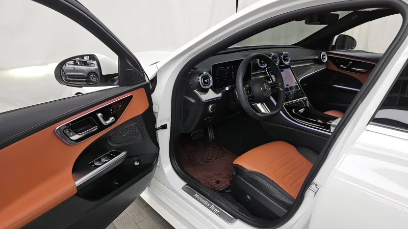 Mercedes-Benz C-Class