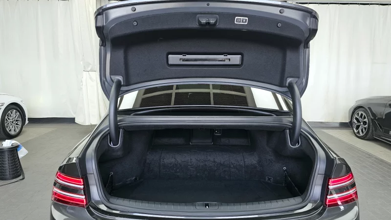 Genesis Electrified G80