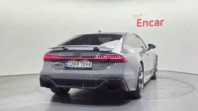 Audi RS7