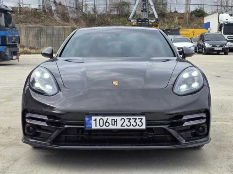 Porsche PANAMERA
