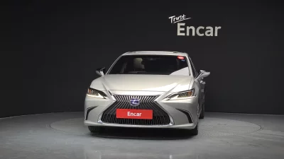 Lexus ES300h
