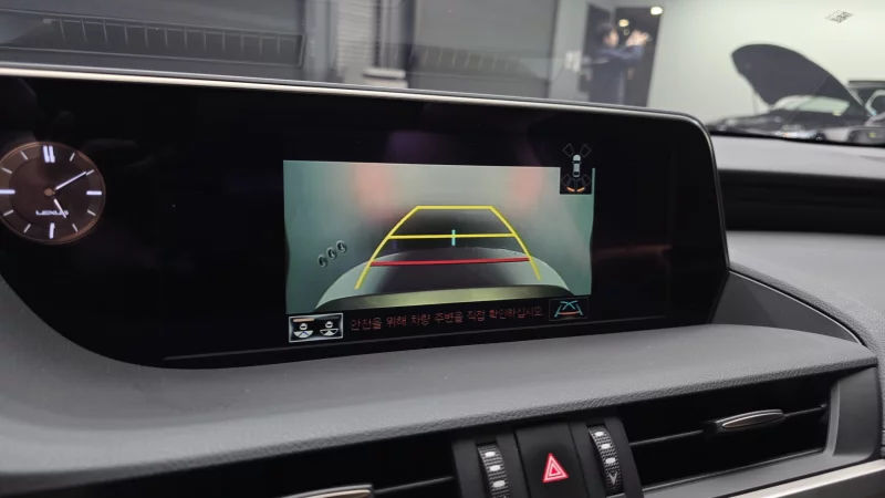Lexus ES300h