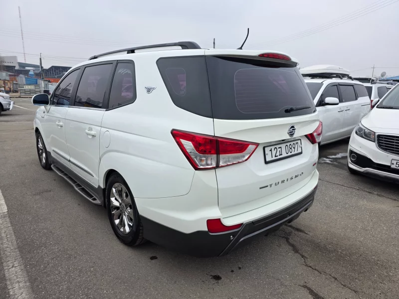 SsangYong Korando Turismo