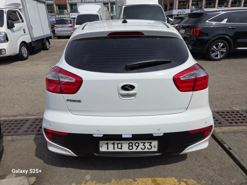 Kia pride