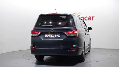 SsangYong Korando Turismo