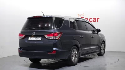 SsangYong Korando Turismo