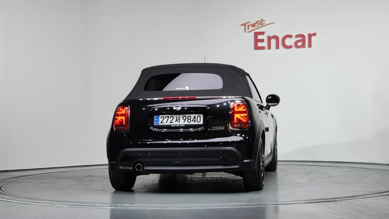 MINI Cooper Convertible