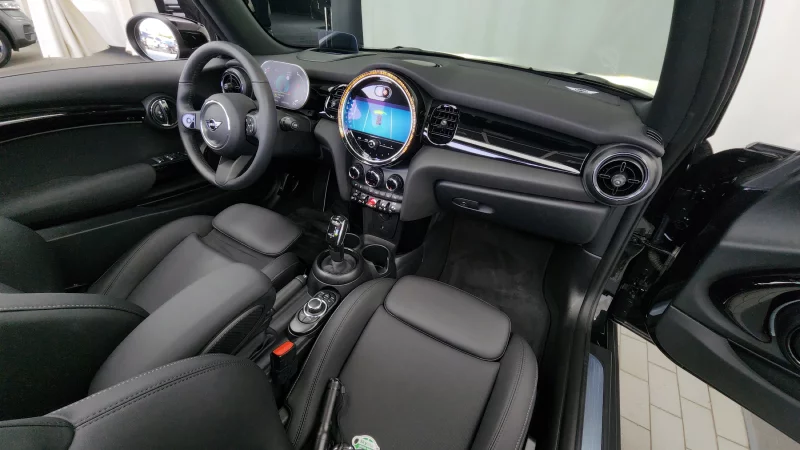 MINI Cooper Convertible