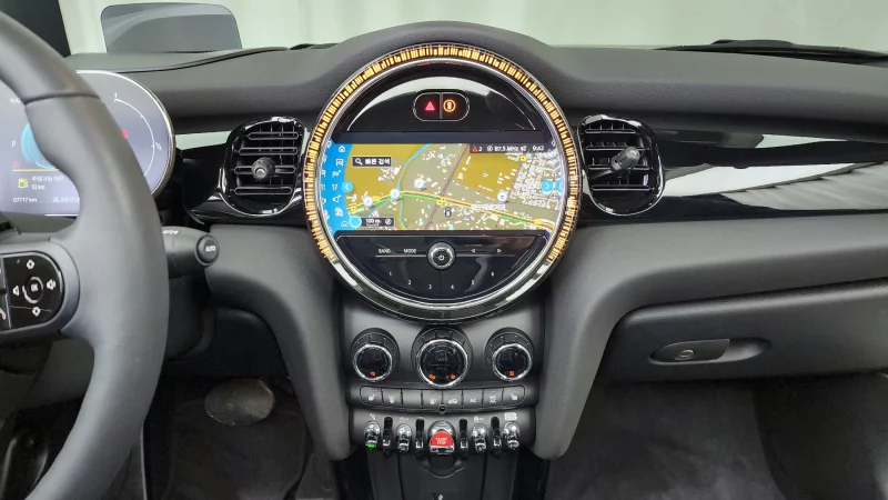 MINI Cooper Convertible