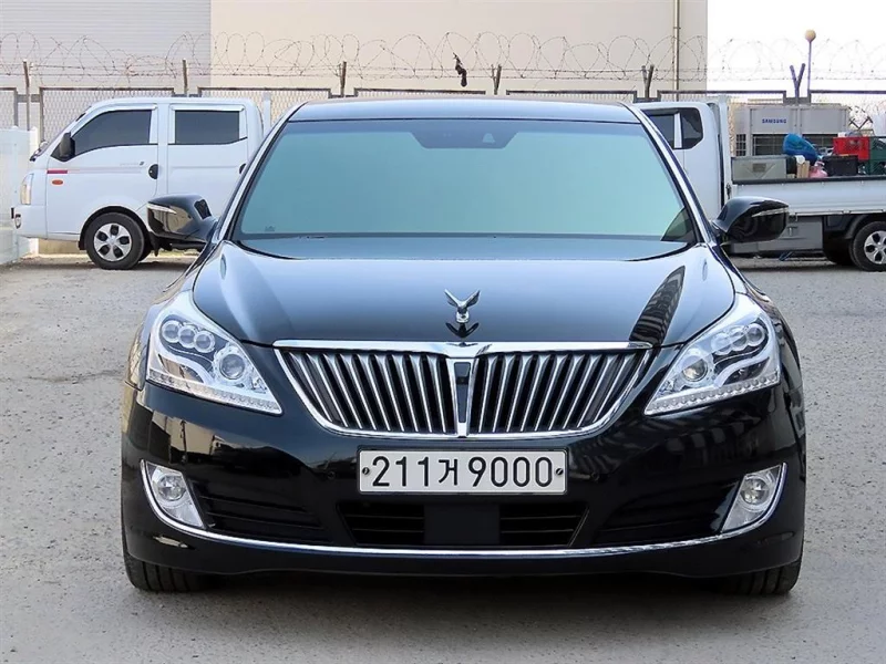 Hyundai Equus