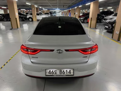 Renault SM6