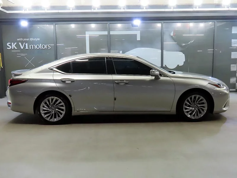 Lexus ES300h