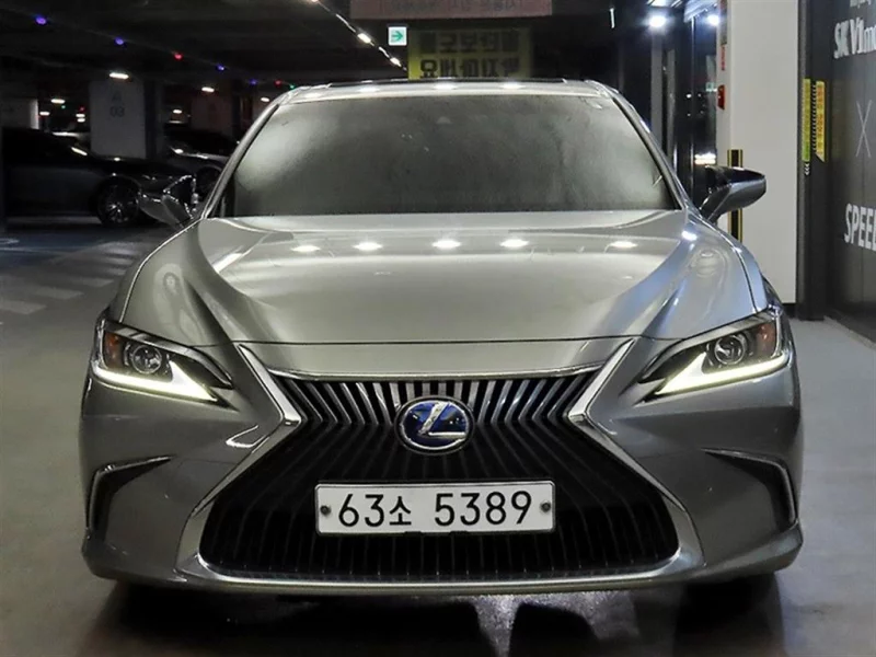 Lexus ES300h