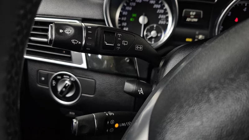 Mercedes-Benz M-class