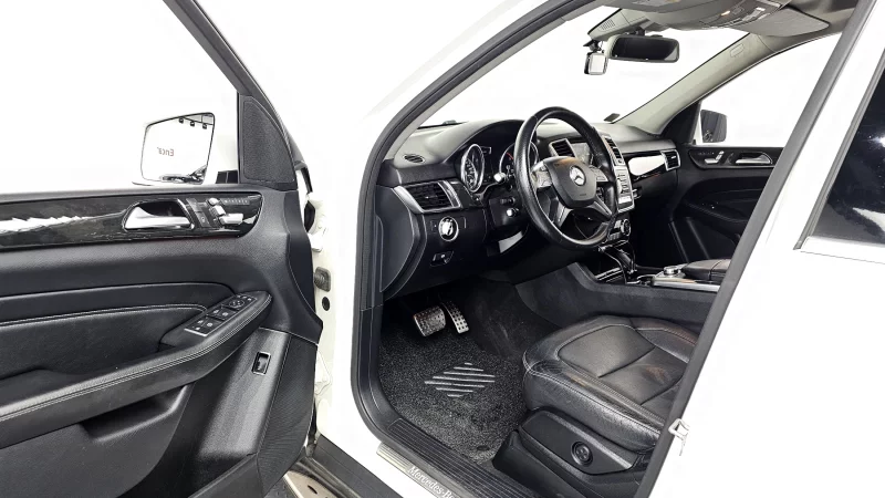 Mercedes-Benz M-class