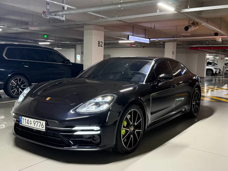 Porsche PANAMERA
