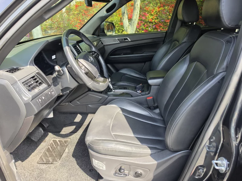 SsangYong Rexton Sports