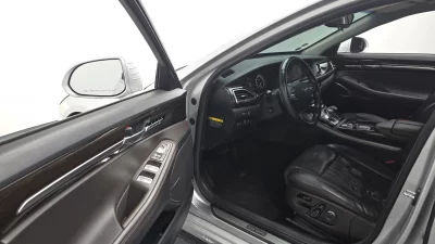 Genesis EQ900