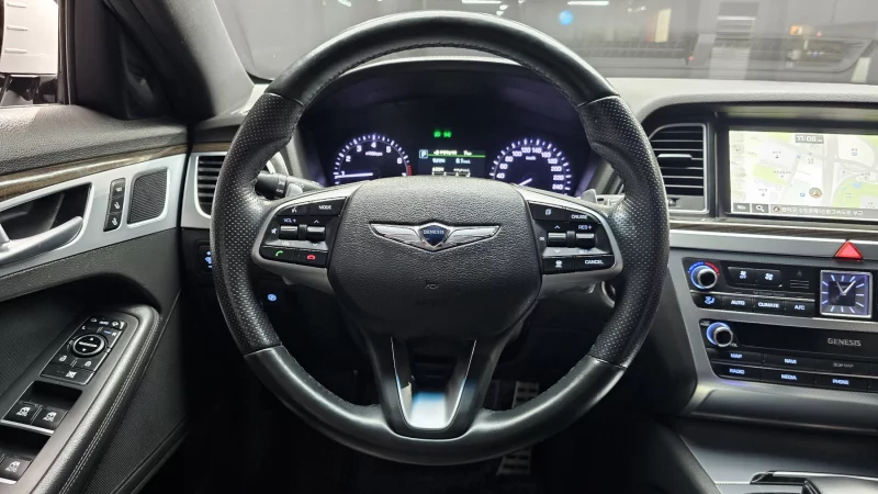 Genesis G80