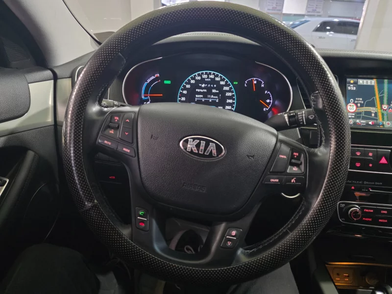 Kia K7