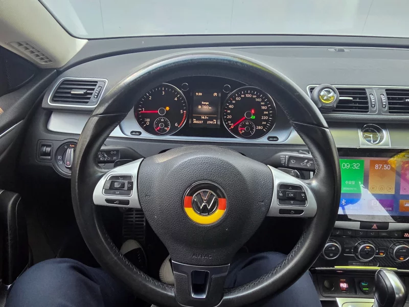 Volkswagen PASSAT CC