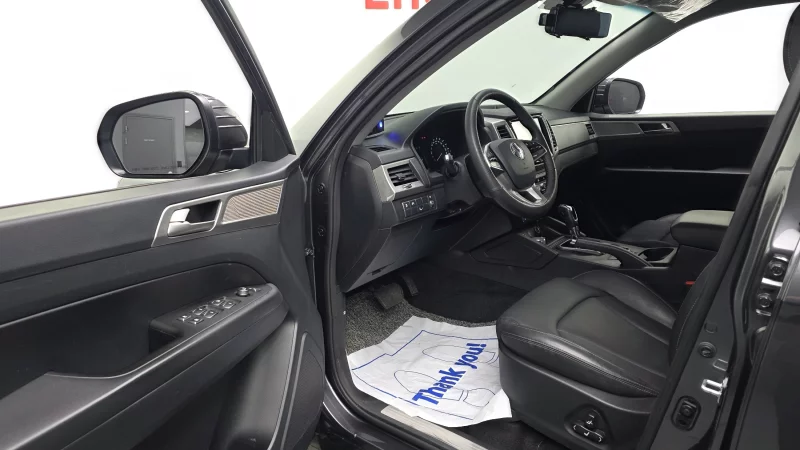 SsangYong Rexton Sports