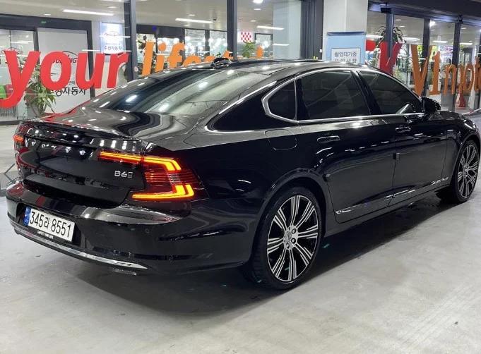 Volvo S90